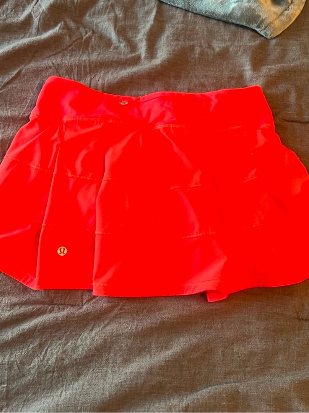 Lululemon skirt - Picture 2 of 4